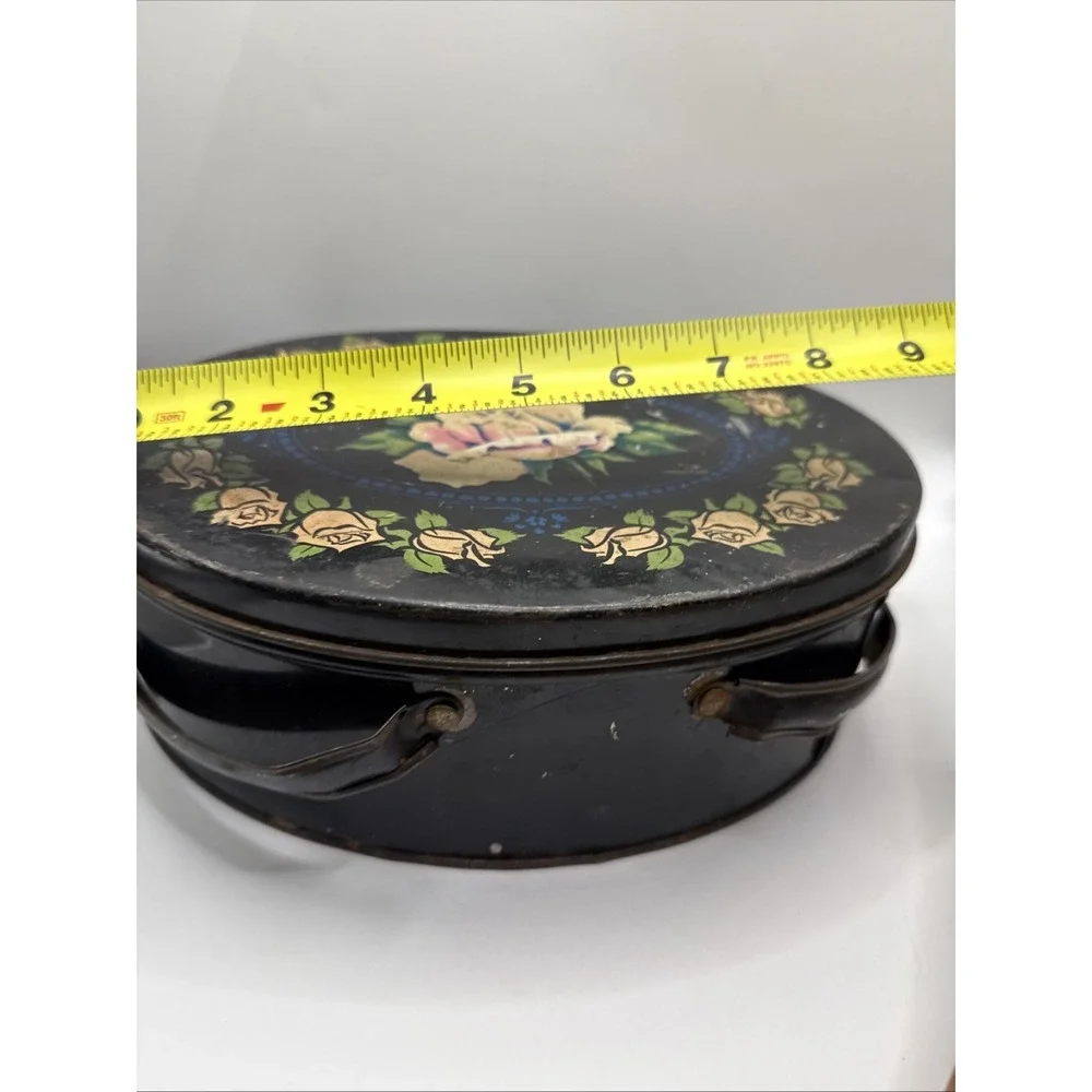 Vtg Tin Sewing Box Double Swing Handles Keepsake Storage Black & Roses 8.5
